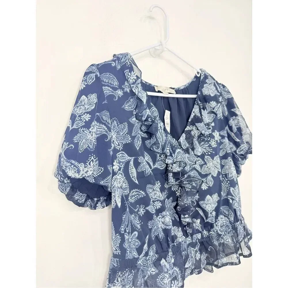 LOFT Blue White Floral Ruffle V Neck Peplum Hem Short Puff Sleeve Blouse NEW